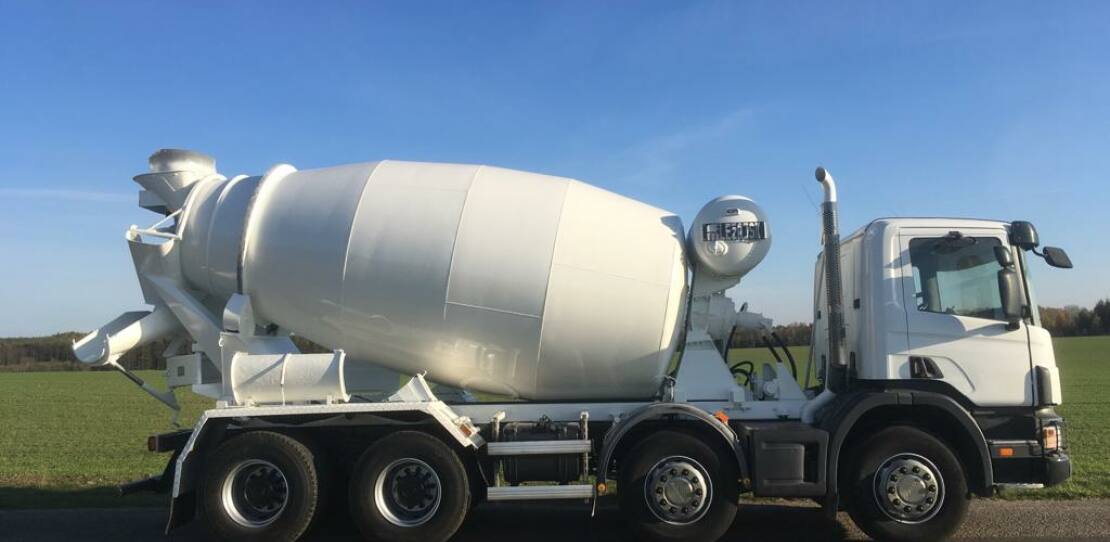 584095b3-58db-4f73-80b6-79c160a39317